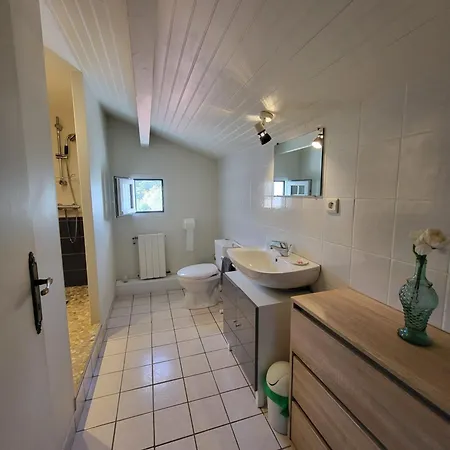 Chambre Chez L'Habitant Homestay szállás *